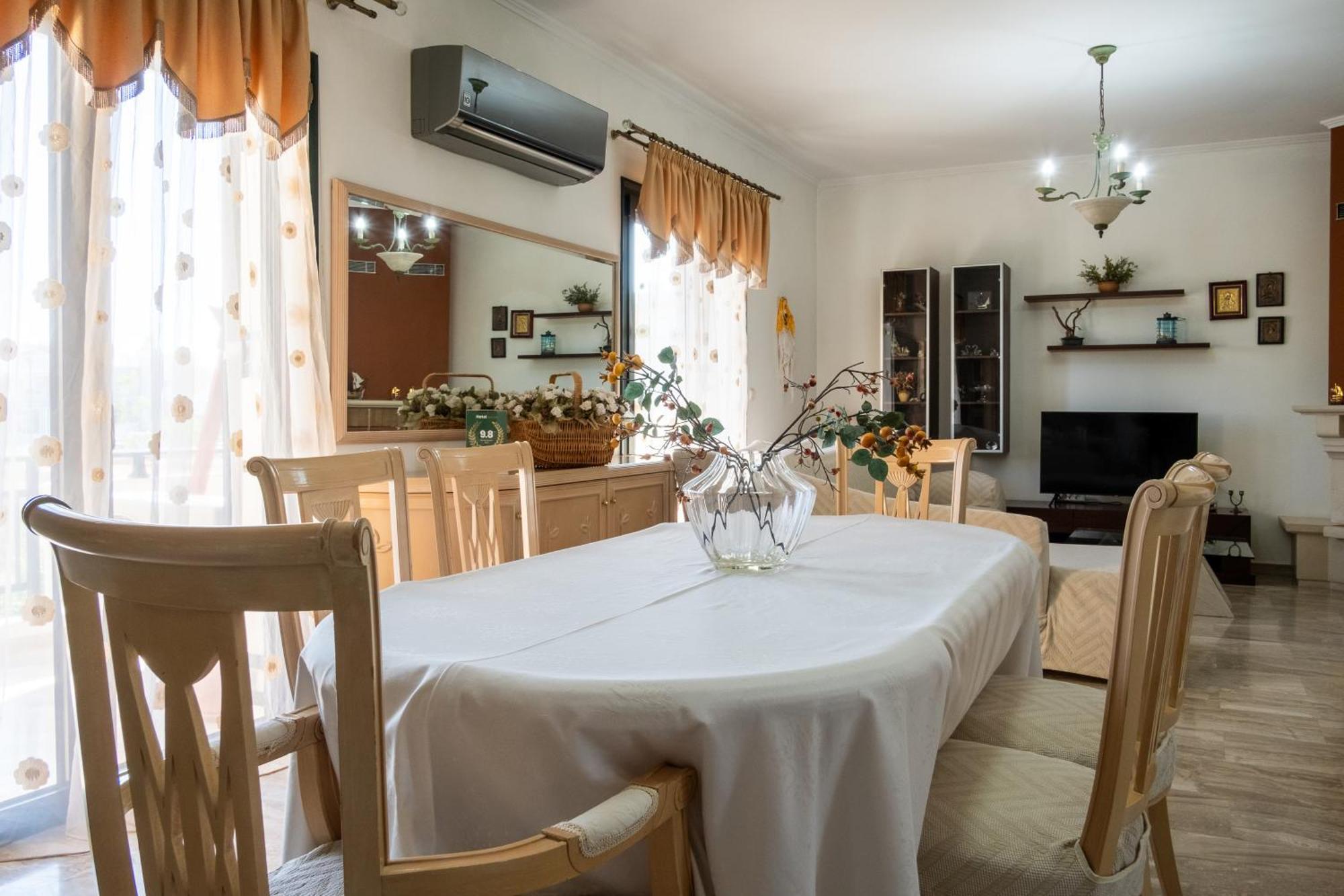 Spacious House In A Quiet Neighbourhood Ierápetra Exterior foto